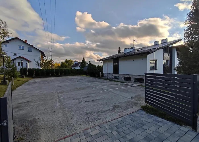 בית אירוח Monterska